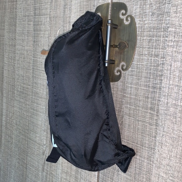 Victoria’s Secret a Pink Convertible Backpack/ Fanny‎ pack - Picture 6 of 13